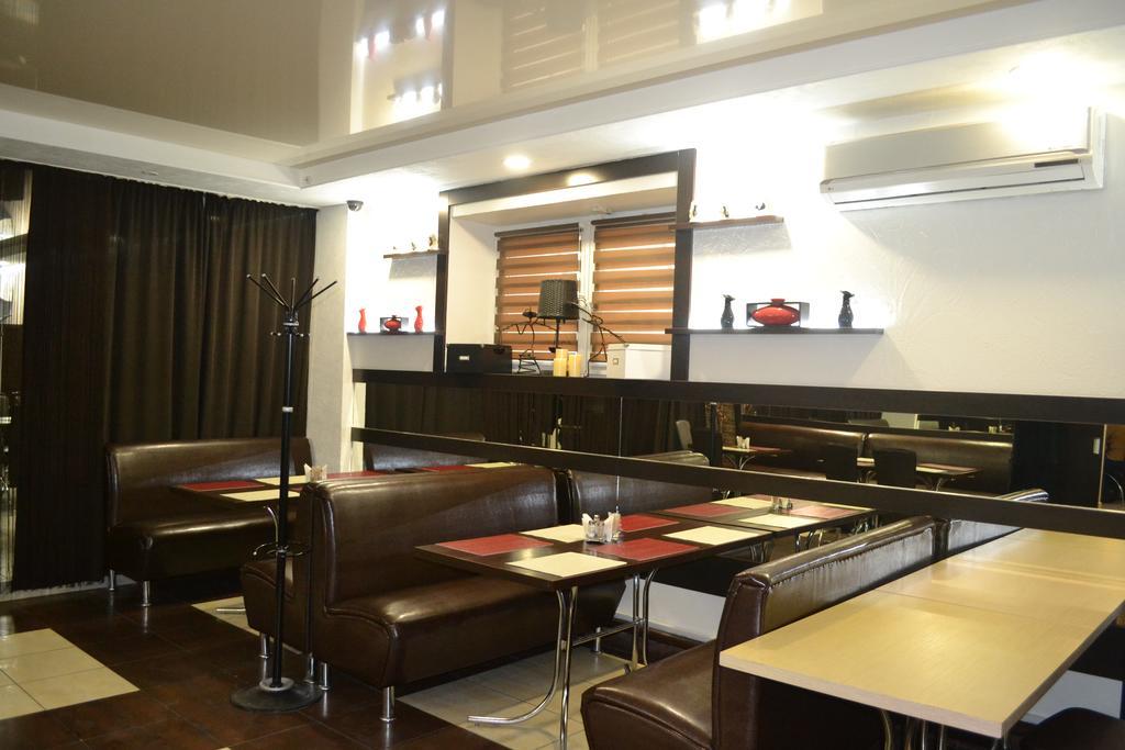 City Hotel Gomel Extérieur photo