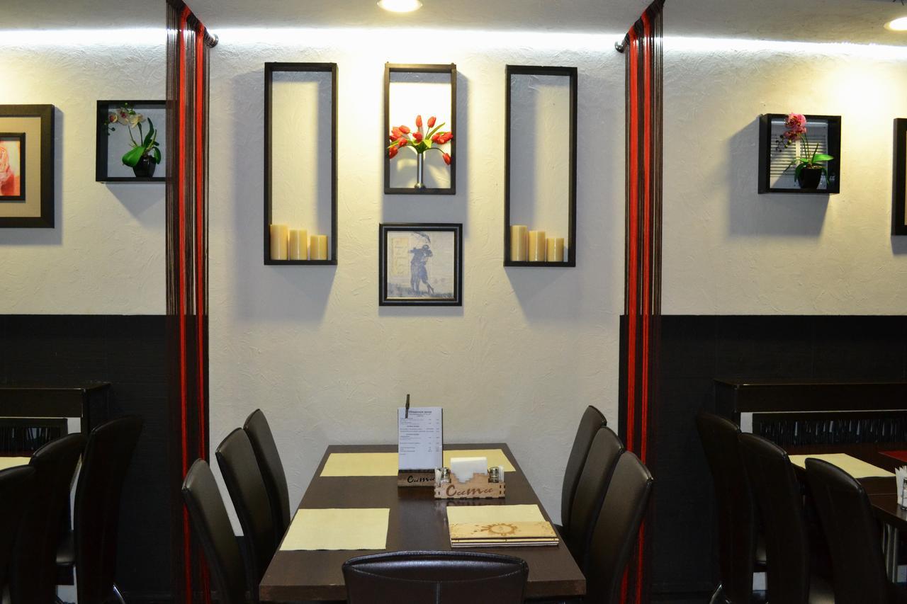 City Hotel Gomel Extérieur photo