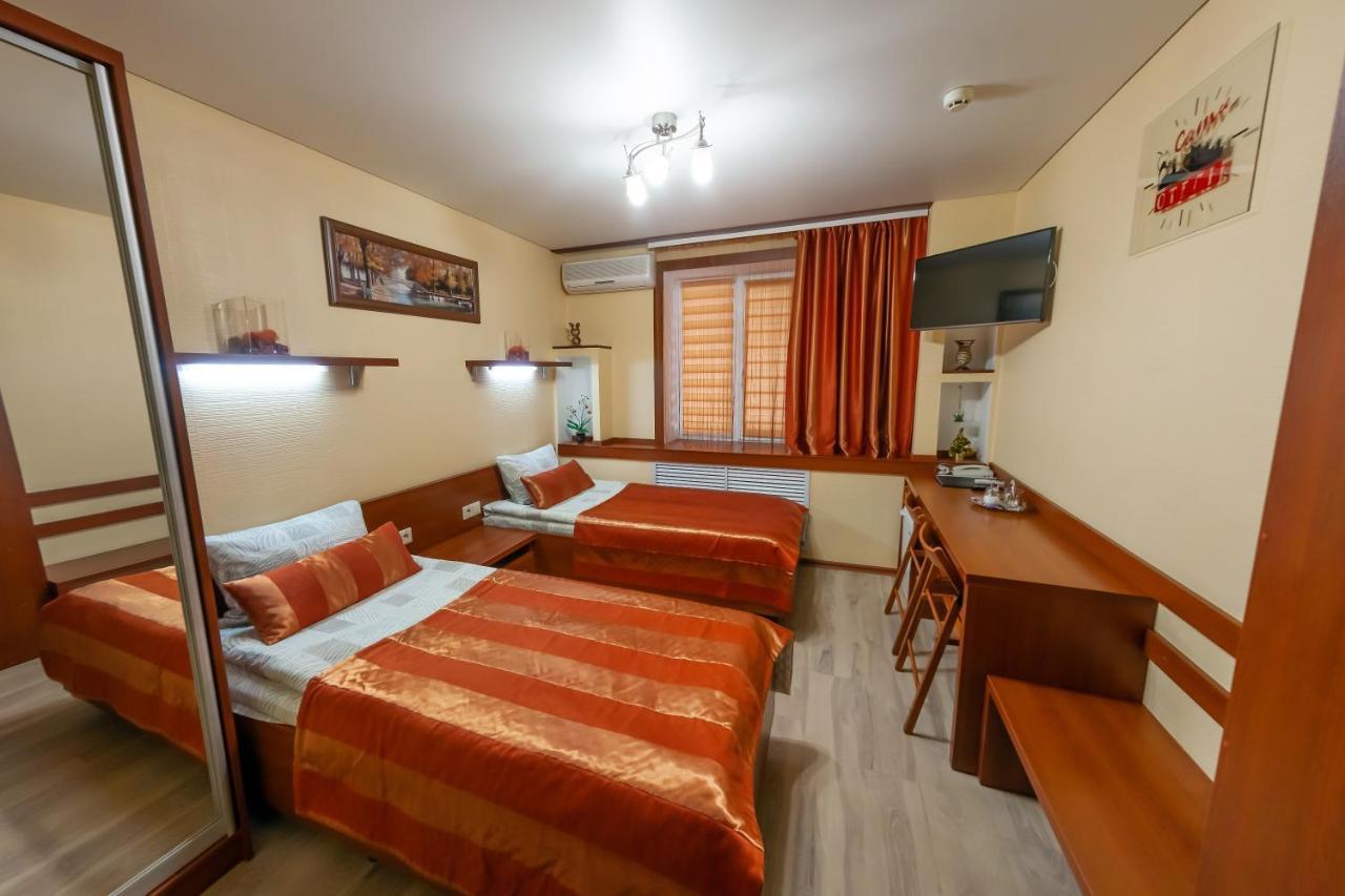 City Hotel Gomel Extérieur photo
