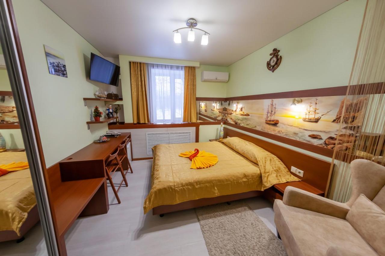 City Hotel Gomel Extérieur photo
