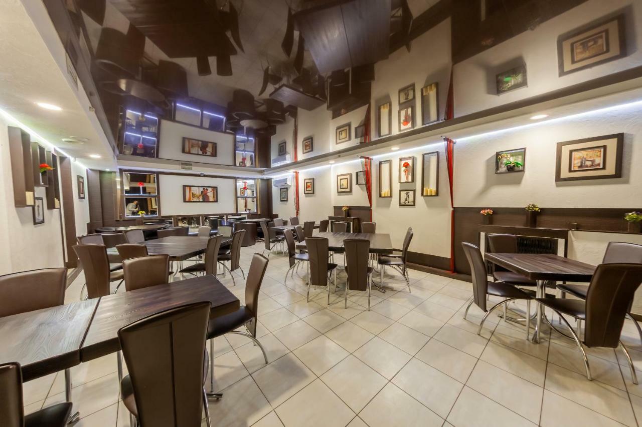 City Hotel Gomel Extérieur photo