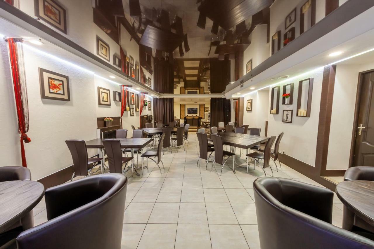 City Hotel Gomel Extérieur photo