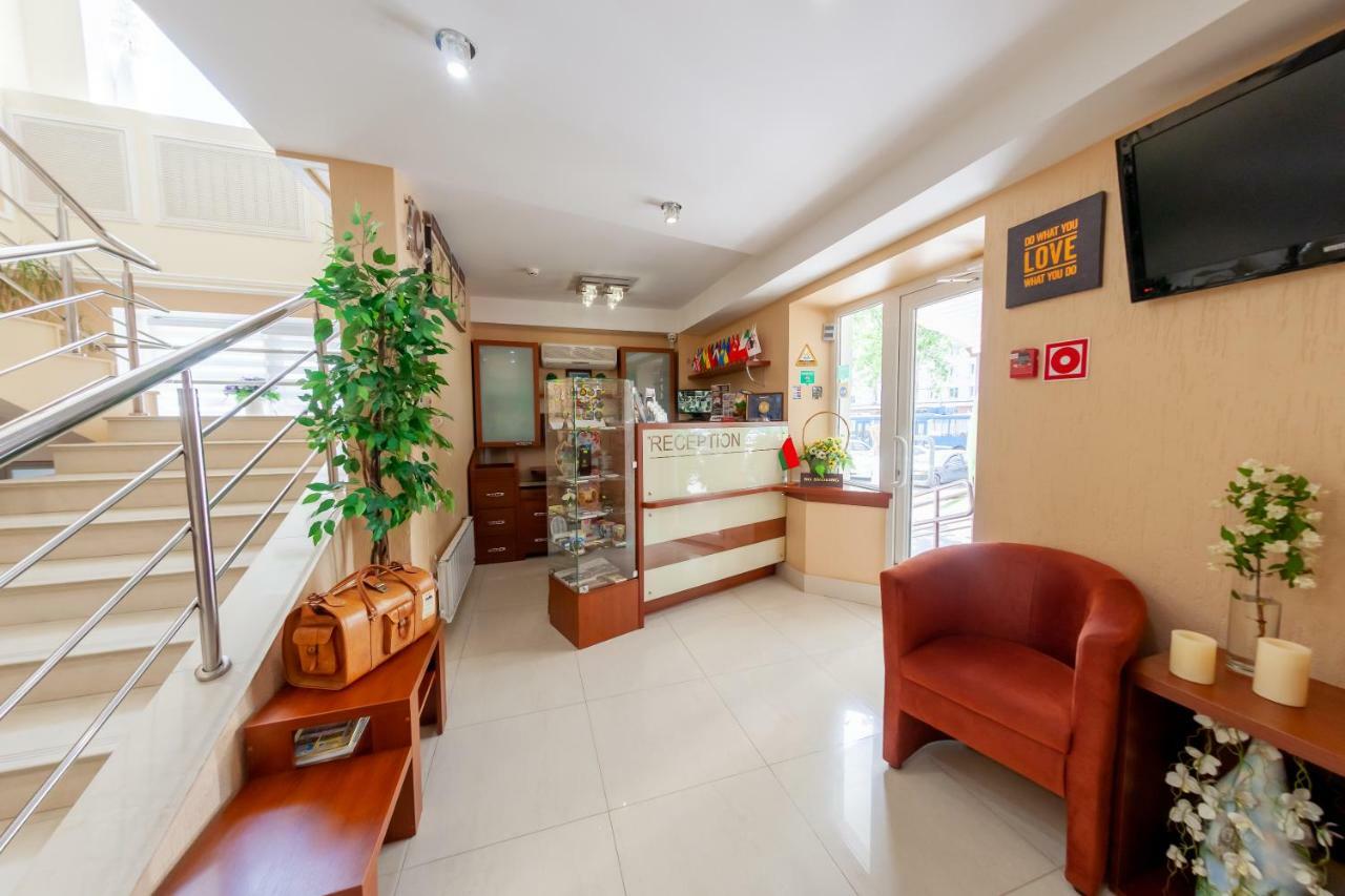 City Hotel Gomel Extérieur photo